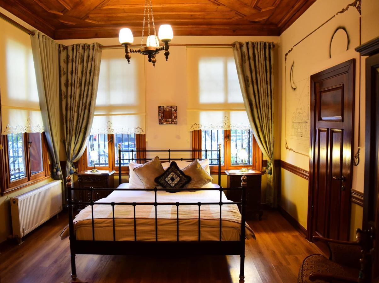 Ottoman Suites By Sera House Istanbul Exterior foto