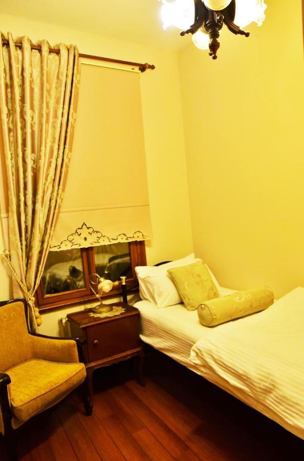 Ottoman Suites By Sera House Istanbul Exterior foto